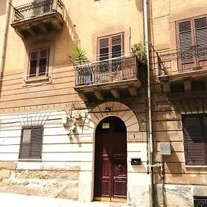 Guastella House , Palermo Italia